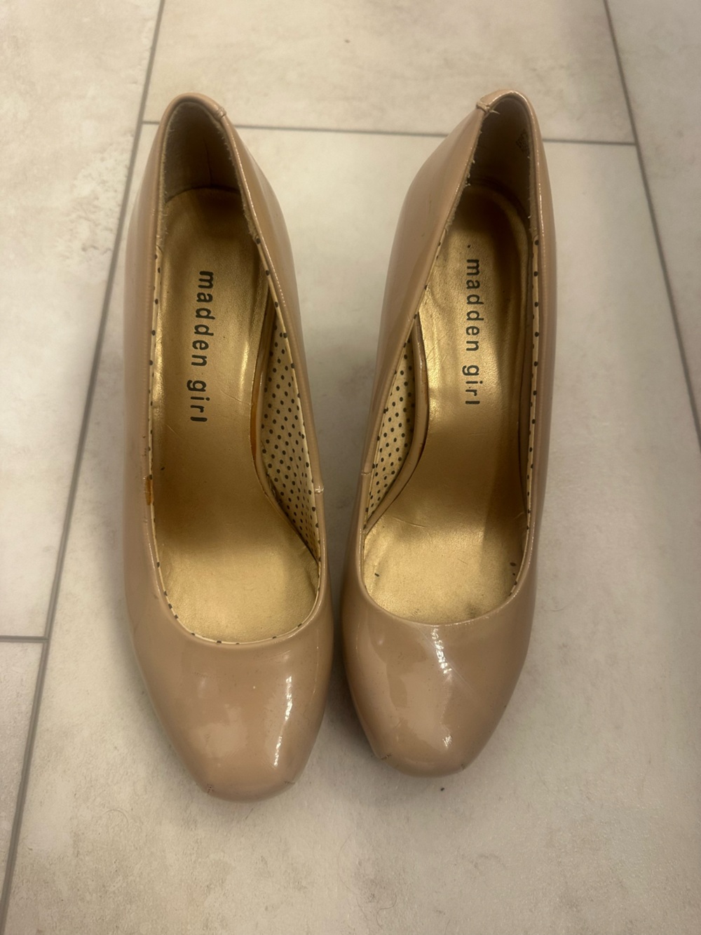 Madden Girl Beige Patent Round-Toe Heels